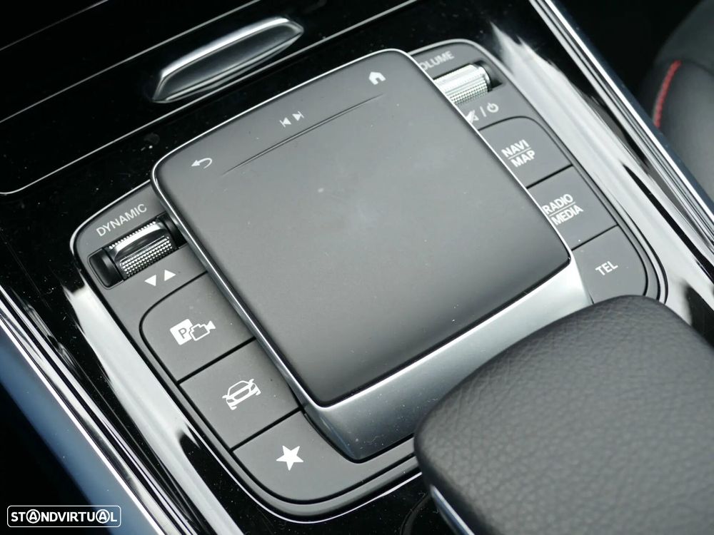 Mercedes-Benz GLB 180 d AMG Line - 22