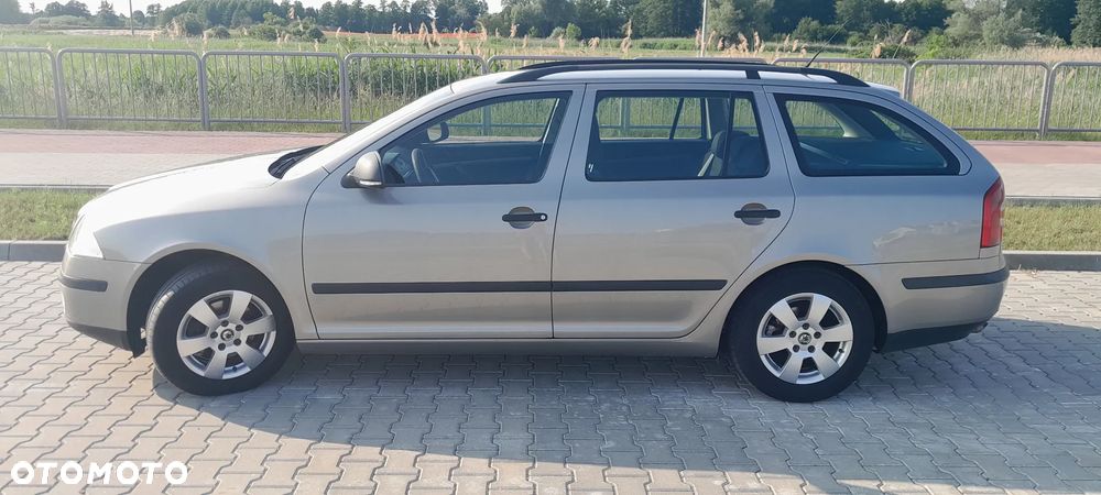 Skoda Octavia 1.6 Classic - 8