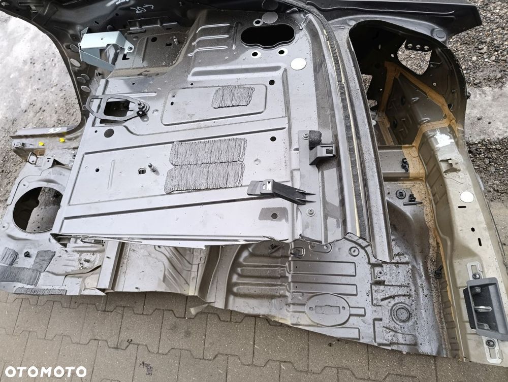 VOLVO S90 od 2020r Ćwiartka Słupek Próg Tył Prawy Lewy - 13