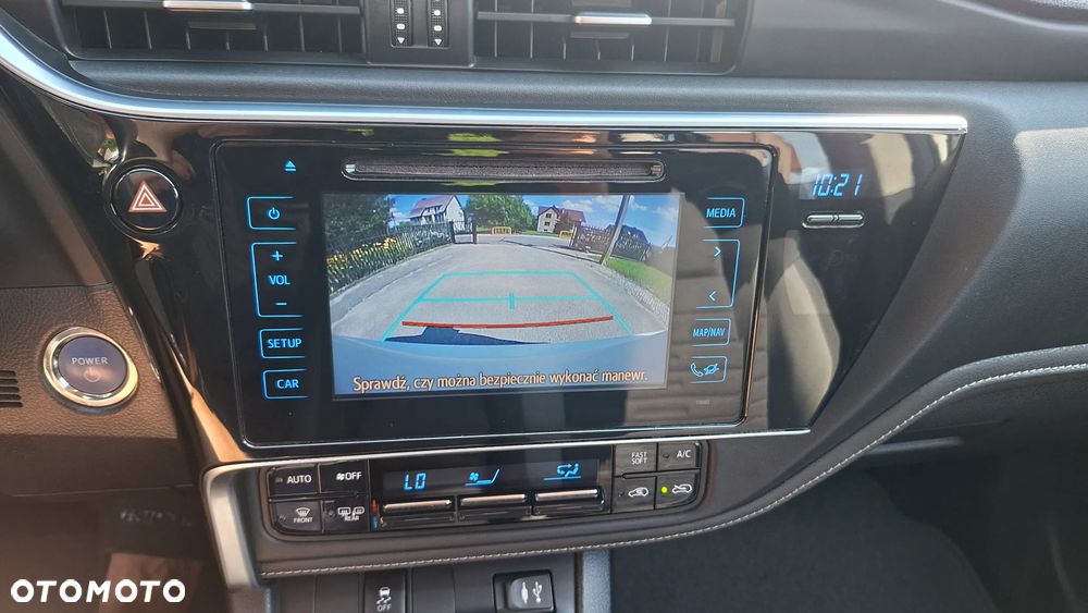 Toyota Auris - 39