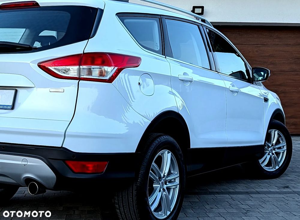 Ford Kuga 1.6 EcoBoost 2x4 Titanium - 33