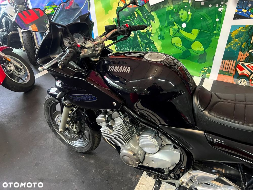 Yamaha XJ - 18
