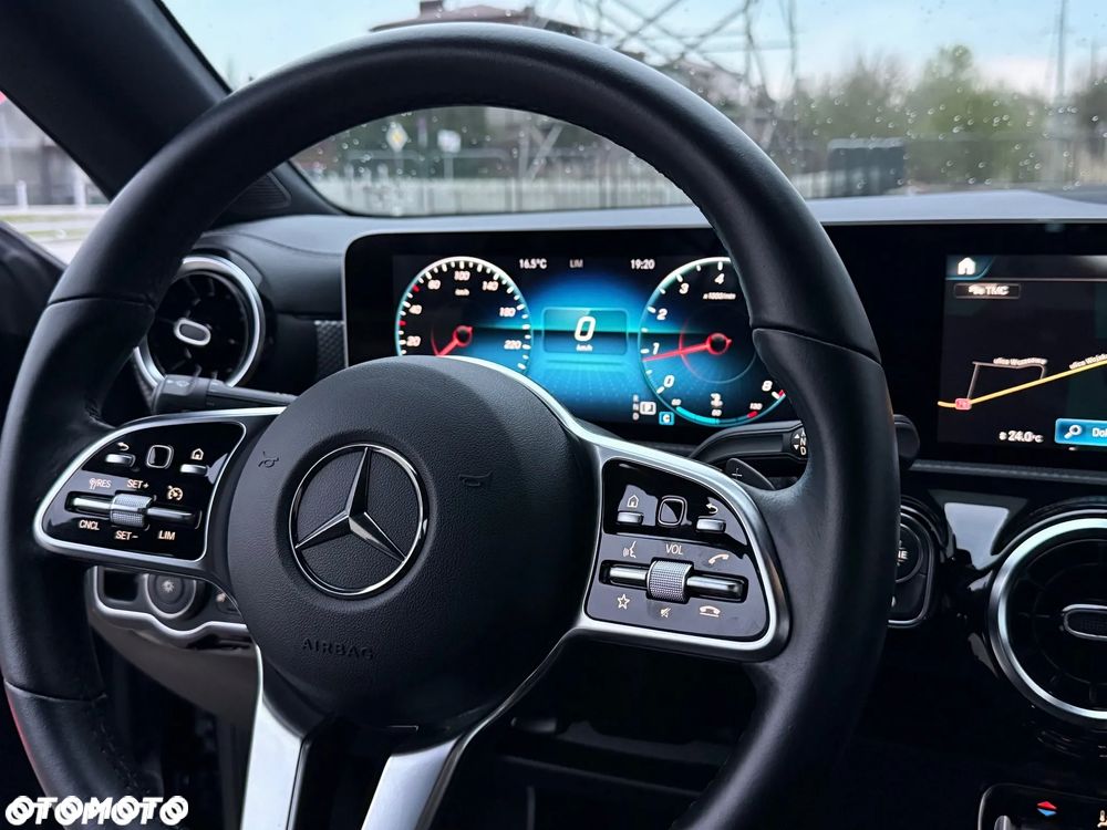 Mercedes-Benz CLA 180 7G-DCT Progressive Line Advanced - 11