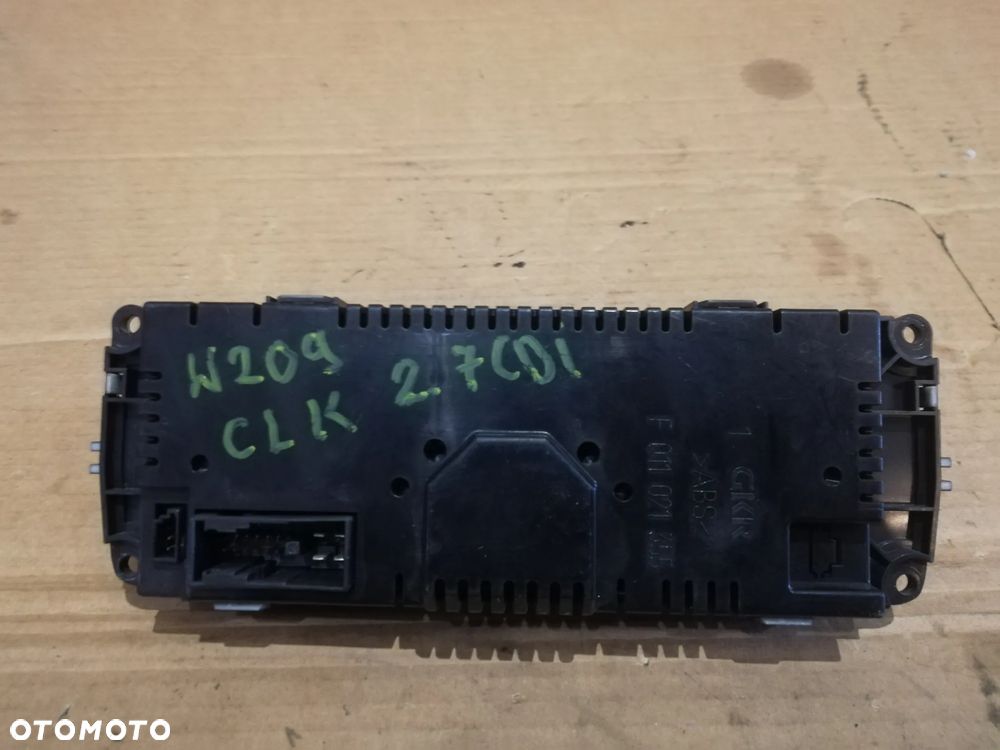 MERCEDES W203 W209 PANEL KLIMATYZACJI A2038301785 - 3