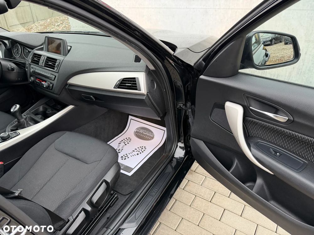 BMW Seria 1 114i Sport Line - 18