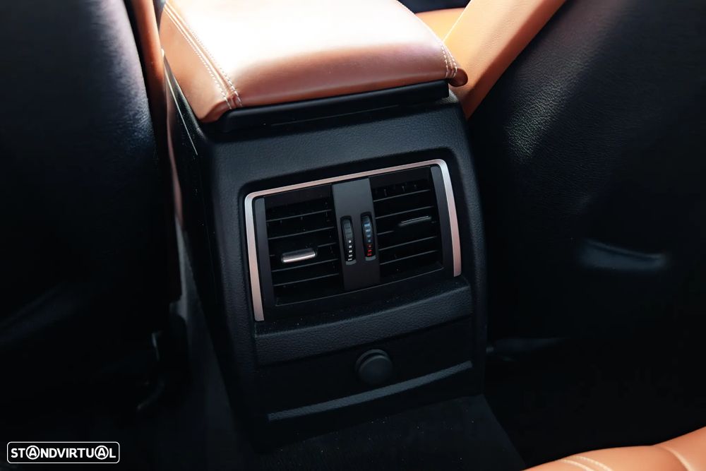 BMW M4 Coupe DKG - 40