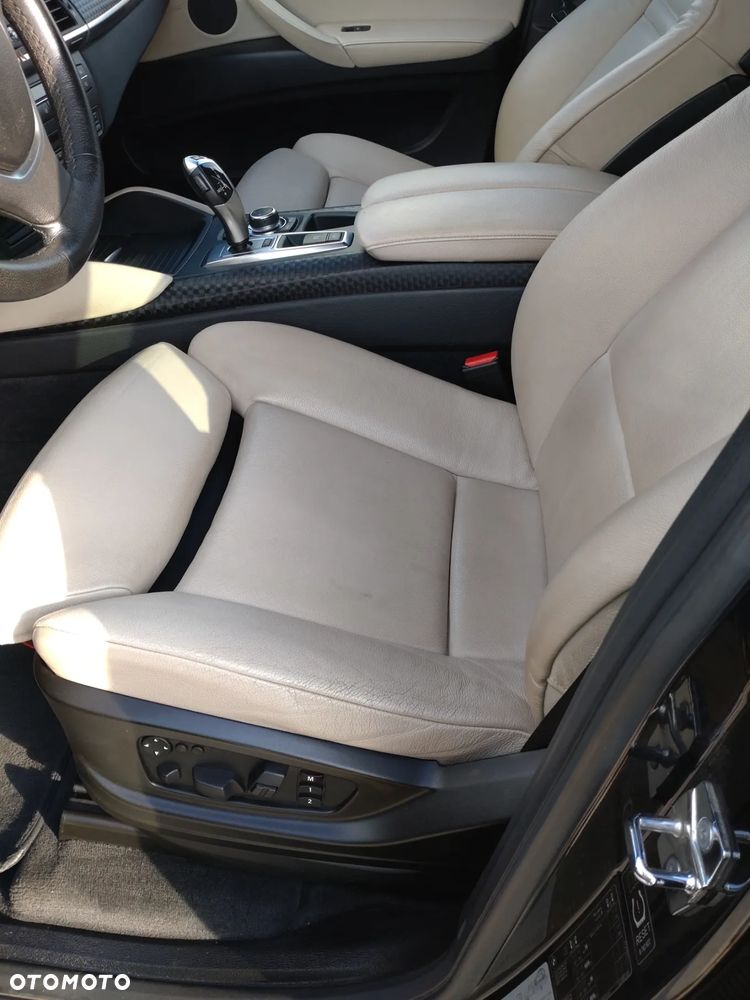 BMW X6 35i xDrive - 17