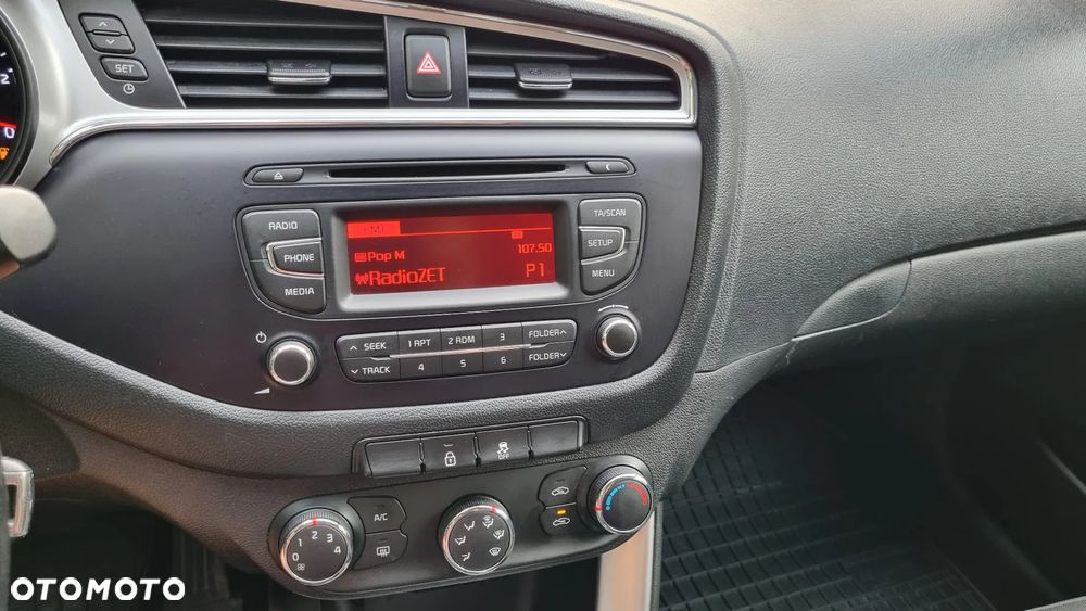 Kia Ceed Cee'd 1.4 L - 30