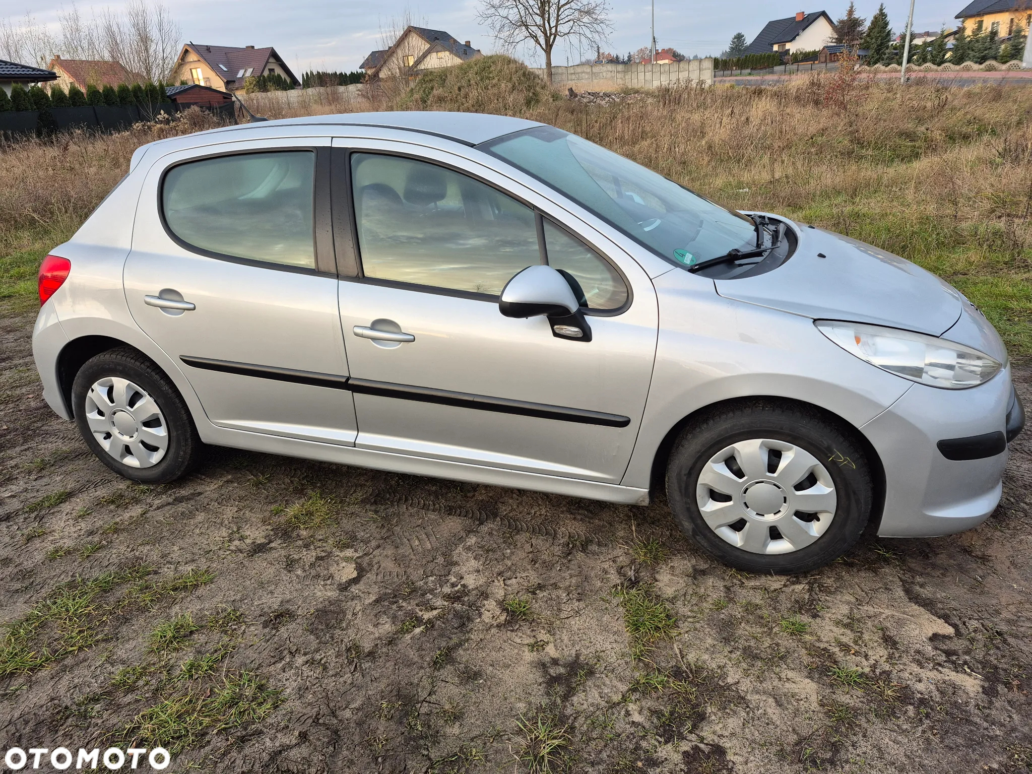 Peugeot 207 1.4 16V Trendy - 2