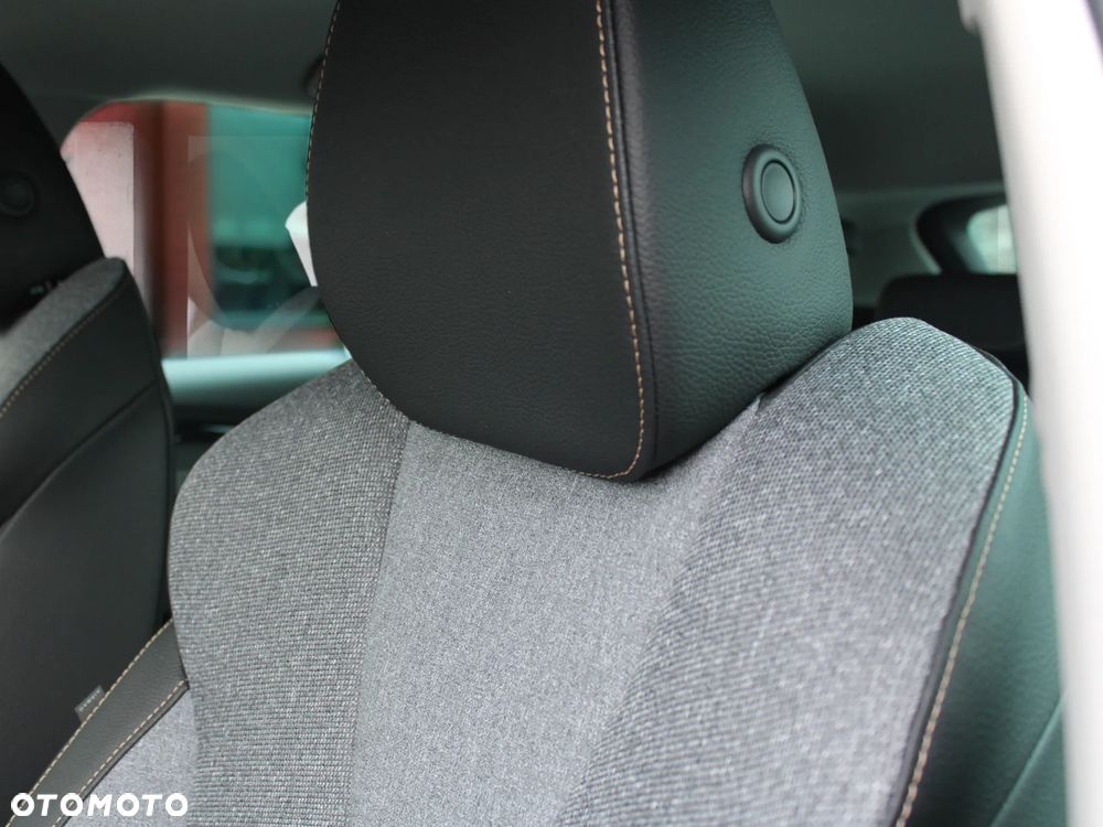 Skoda Octavia 2.0 TDI Edition 130 Selection DSG - 14