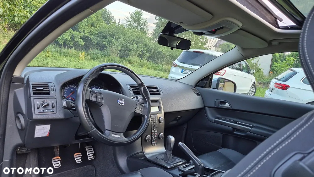 Volvo C30 D4 R-Design - 8
