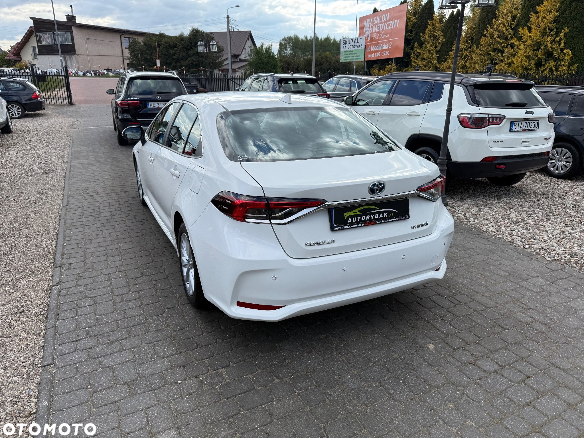 Toyota Corolla 1.8 Hybrid Comfort - 28