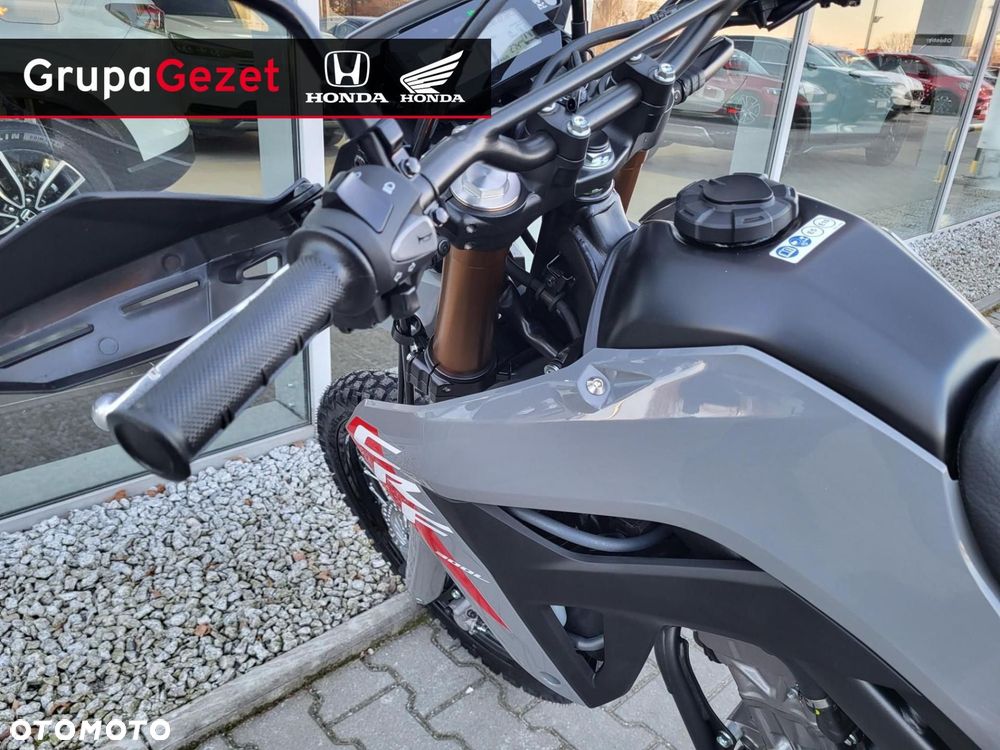 Honda CRF - 10