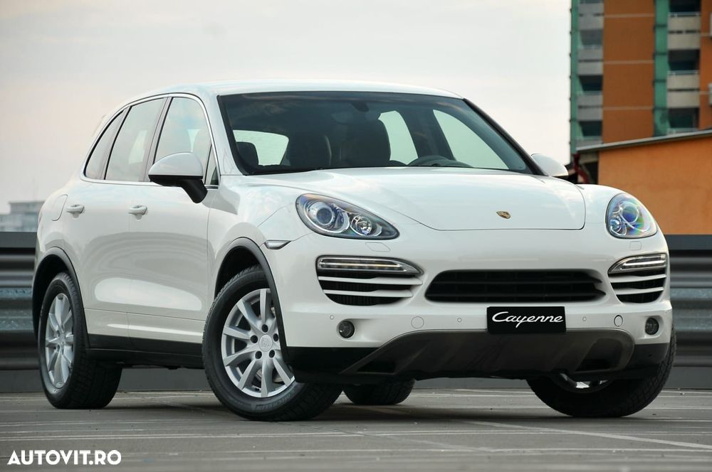Porsche Cayenne 3.0 L V6 - 1
