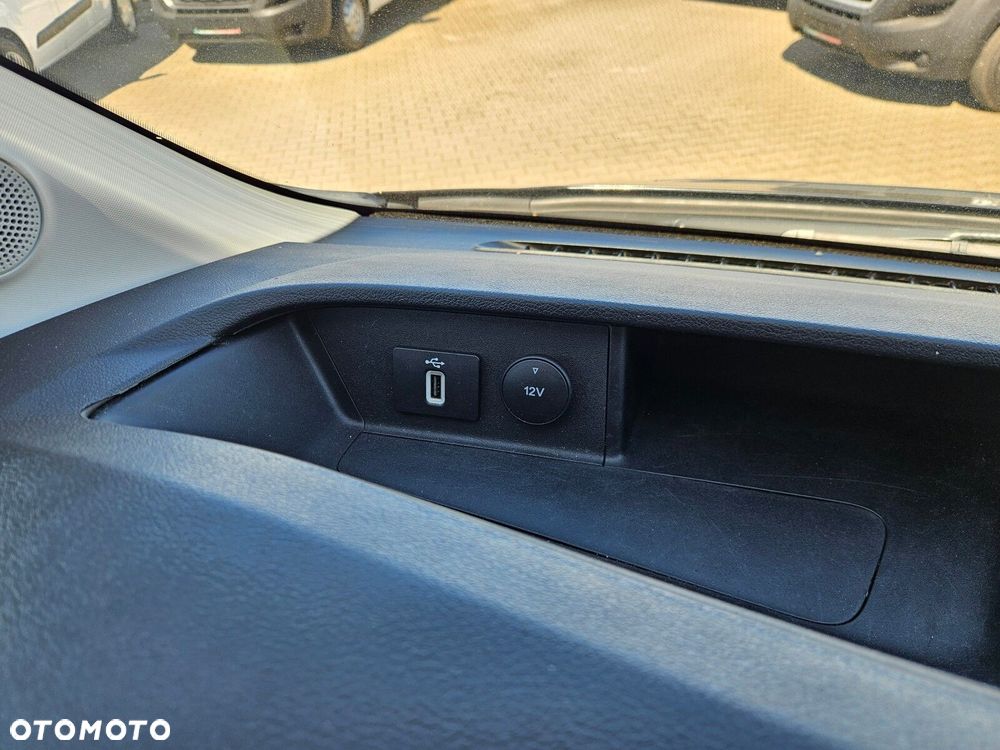 Ford transit L3H2 *84999zł NETTO* Brygadówka 6 osób 2.0TdCi/170KM - 19
