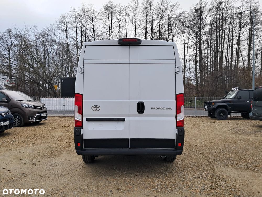 Toyota PROACE MAX L3H2 2.2 d4d 140 km - 3