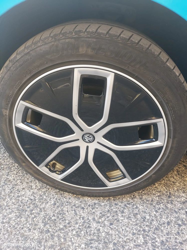 MG MG4 4 Luxury 64 kWh - 11