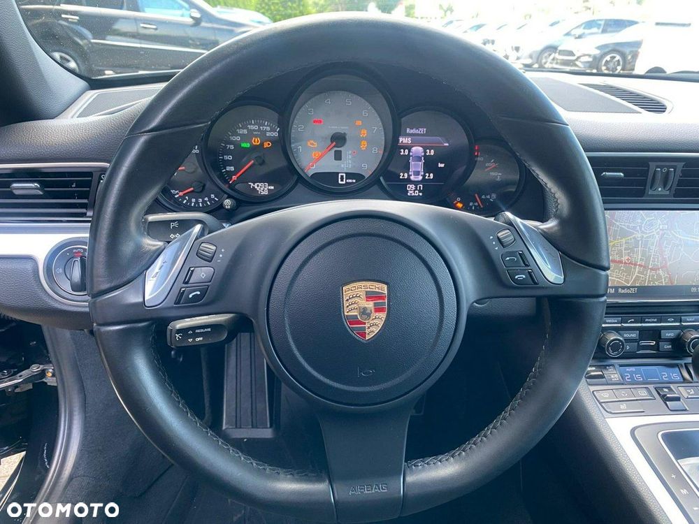 Porsche 911 Carrera S PDK - 11