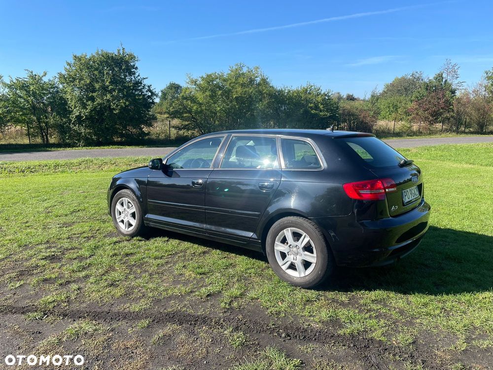 Audi A3 1.6 TDI DPF Ambiente - 26