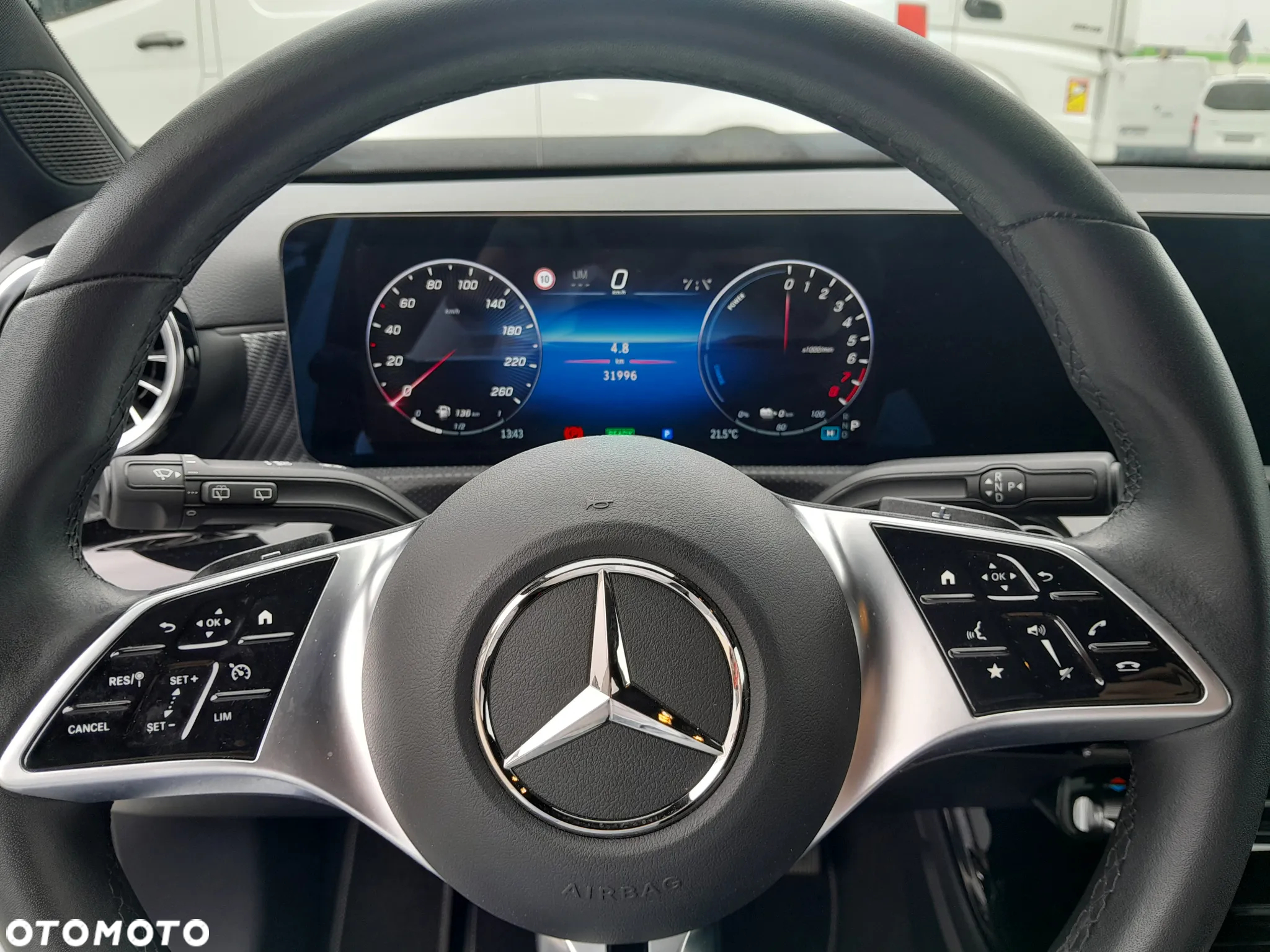 Mercedes-Benz Klasa A 200 4-Matic Progressive 8G-DCT - 12