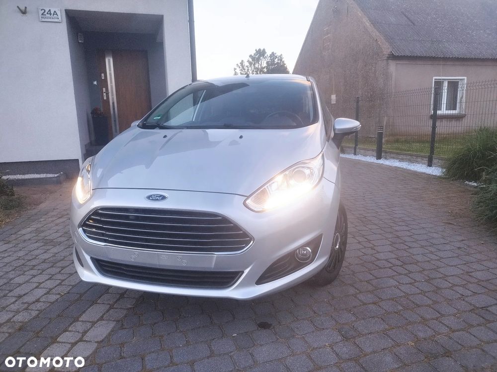 Ford Fiesta 1.25 Celebration - 6