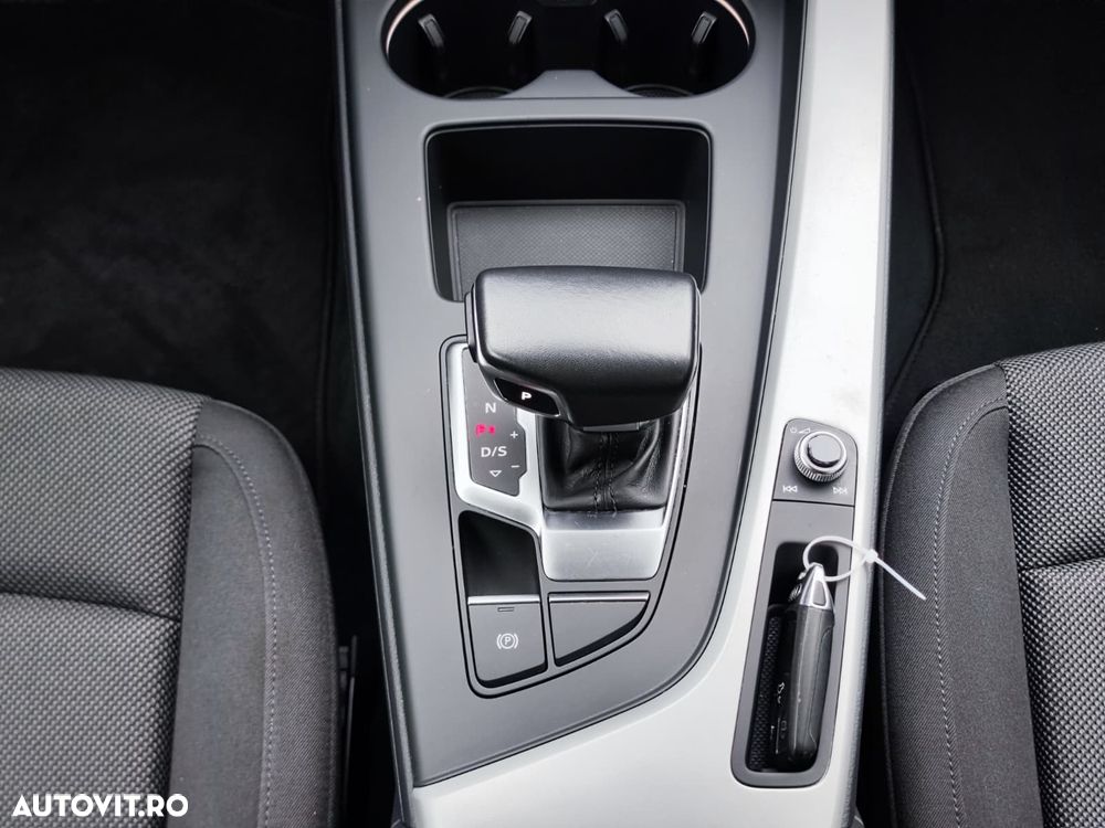 Audi A4 35 TFSI S tronic MHEV Advanced - 22