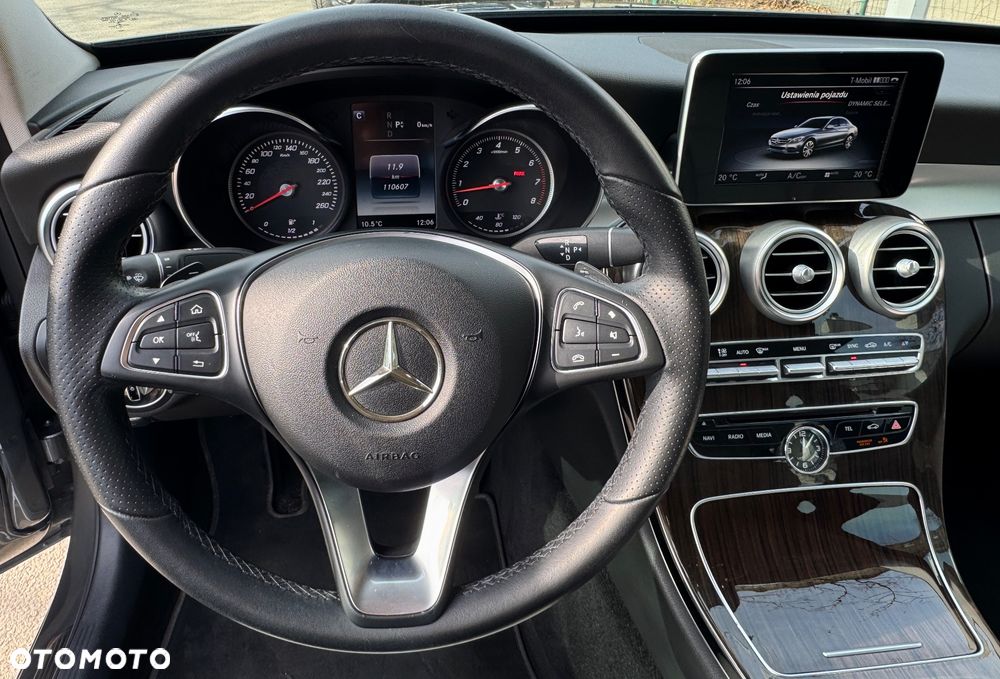 Mercedes-Benz Klasa C 300 7G-TRONIC Exclusive - 10