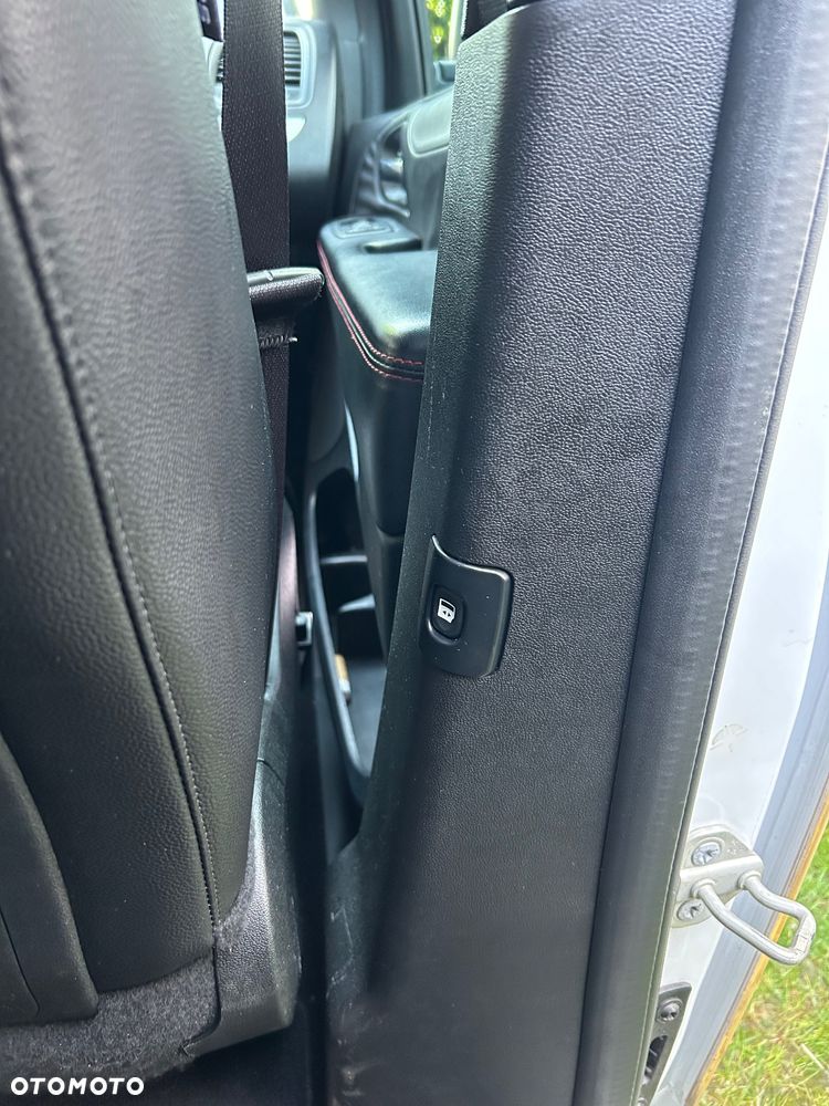 Dodge Grand Caravan - 17