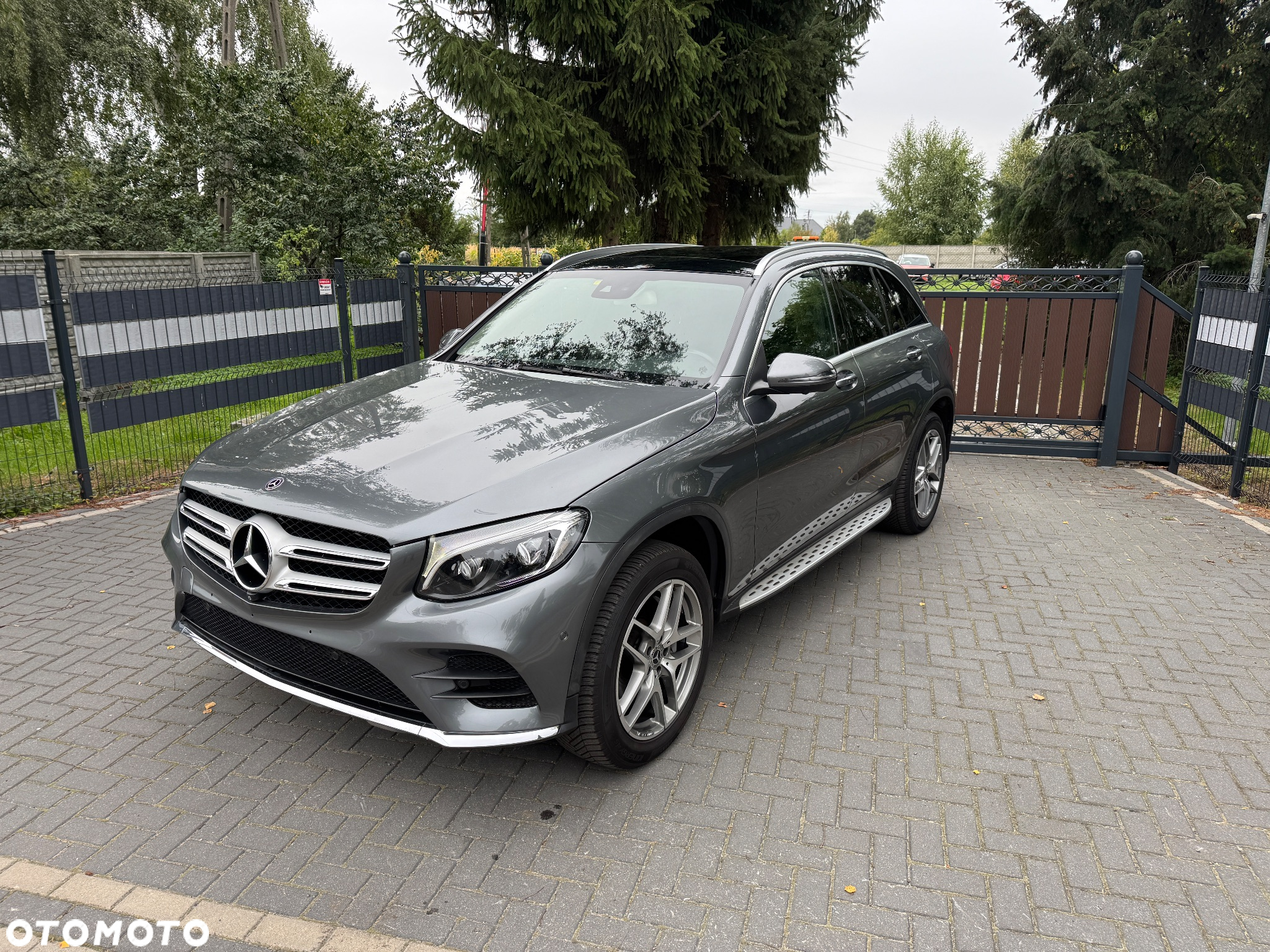 Mercedes-Benz GLC 250 d 4Matic 9G-TRONIC AMG Line - 2