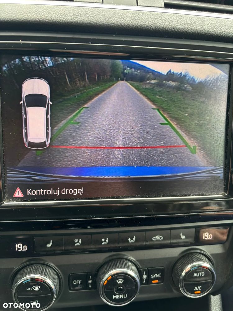 Skoda Octavia 1.6 TDI 4x4 Ambition - 5