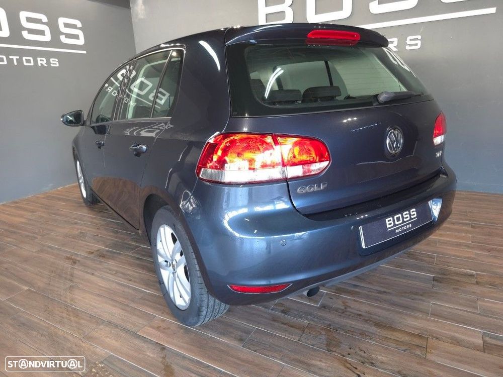 VW Golf 1.6 TDi Trendline BlueMotion - 10