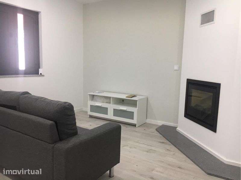 Arrendamento T2 - andar moradia em Castelo Branco - Grande imagem: 2/4