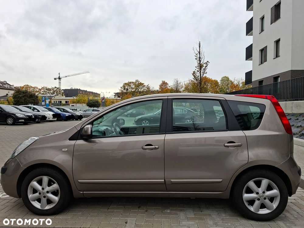 Nissan Note 2006 photo 4