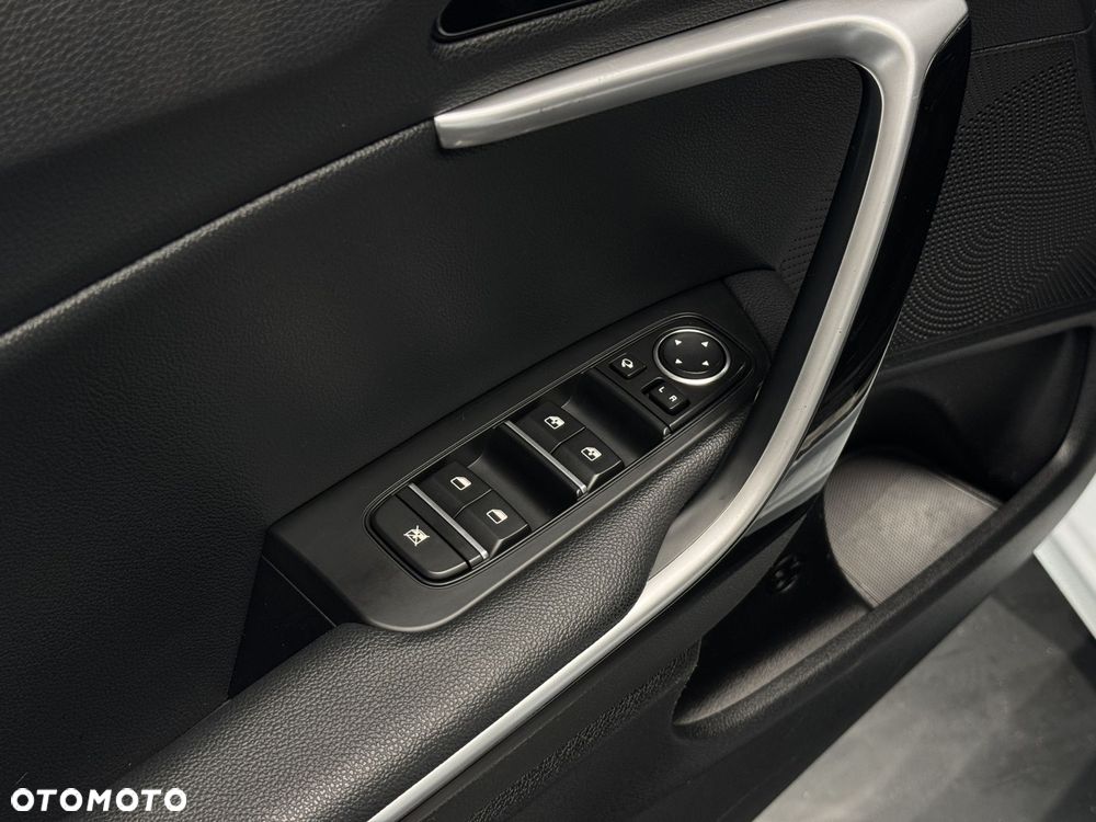 Kia Ceed 1.6 GDI PHEV L DCT - 22