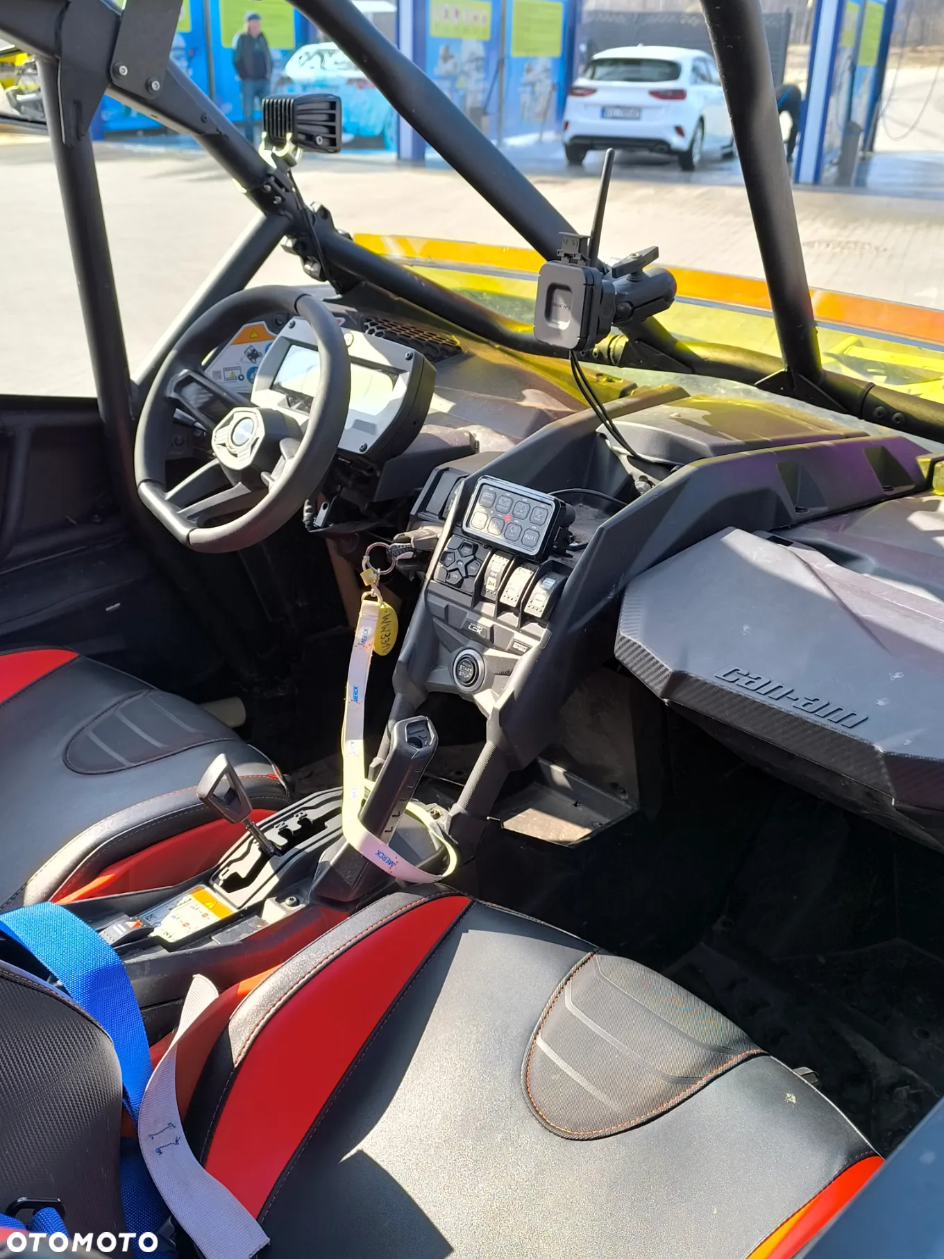 Can-Am Maverick - 17