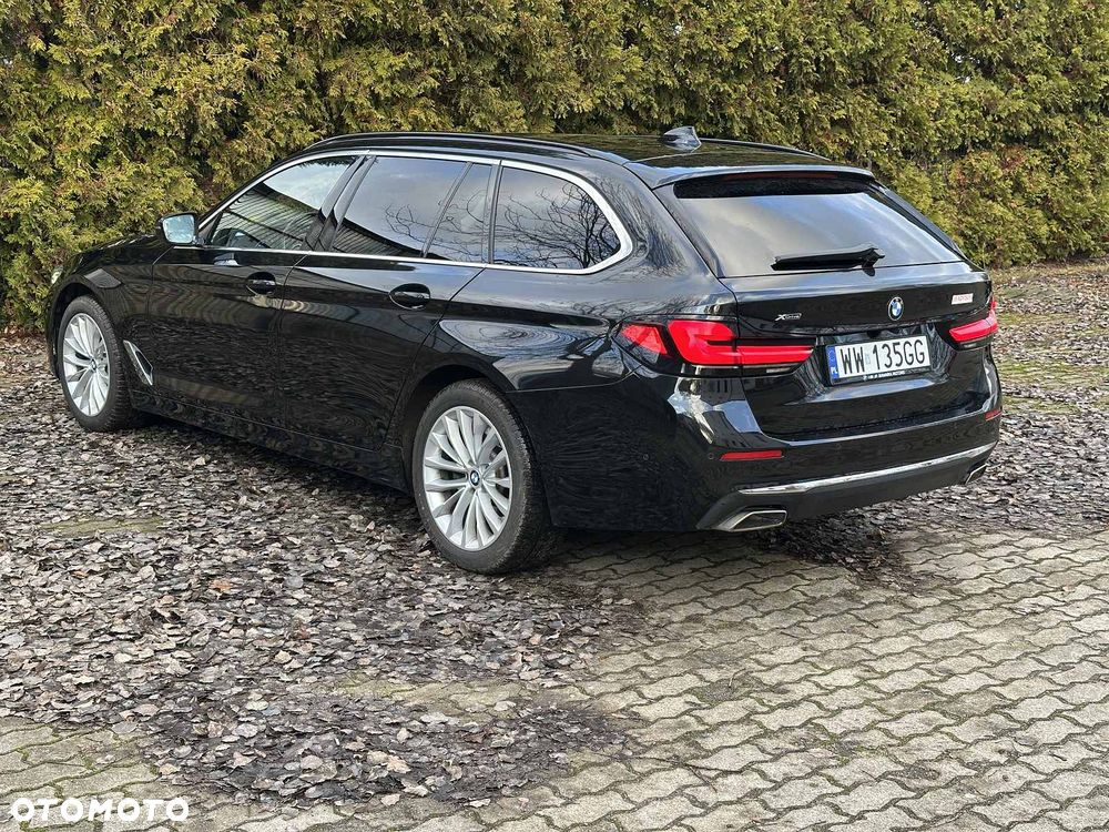 BMW Seria 5 540d xDrive - 4