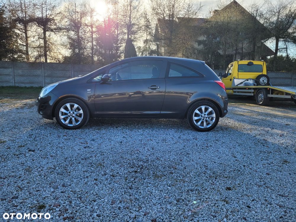 Opel Corsa 1.4 16V Active - 1
