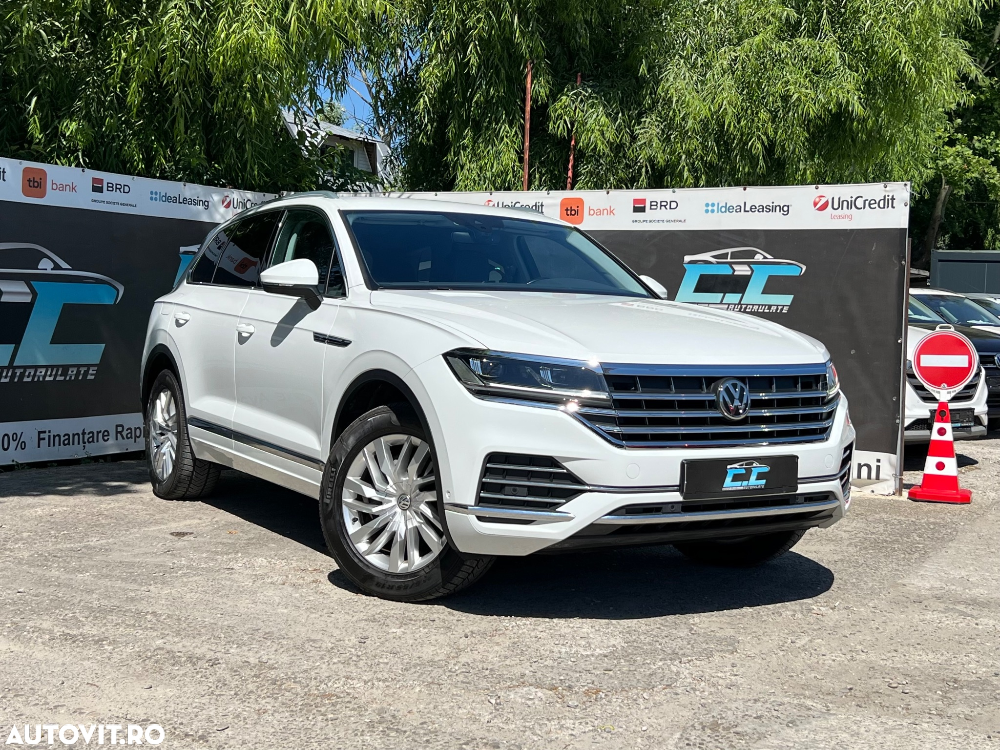 Volkswagen Touareg 3.0 V6 TDI 4Motion DPF Automatik Elegance - 3