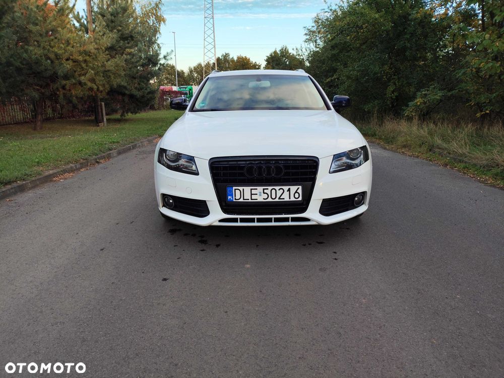 Audi A4 Avant - 1