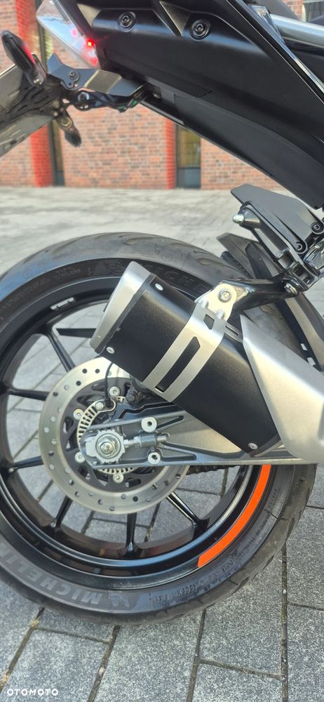 KTM Duke 125 - 13