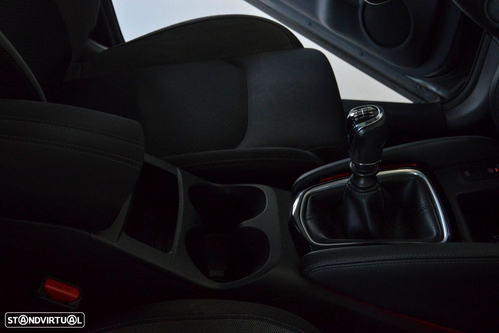 Nissan Qashqai 1.5 dCi N-Connecta - 47