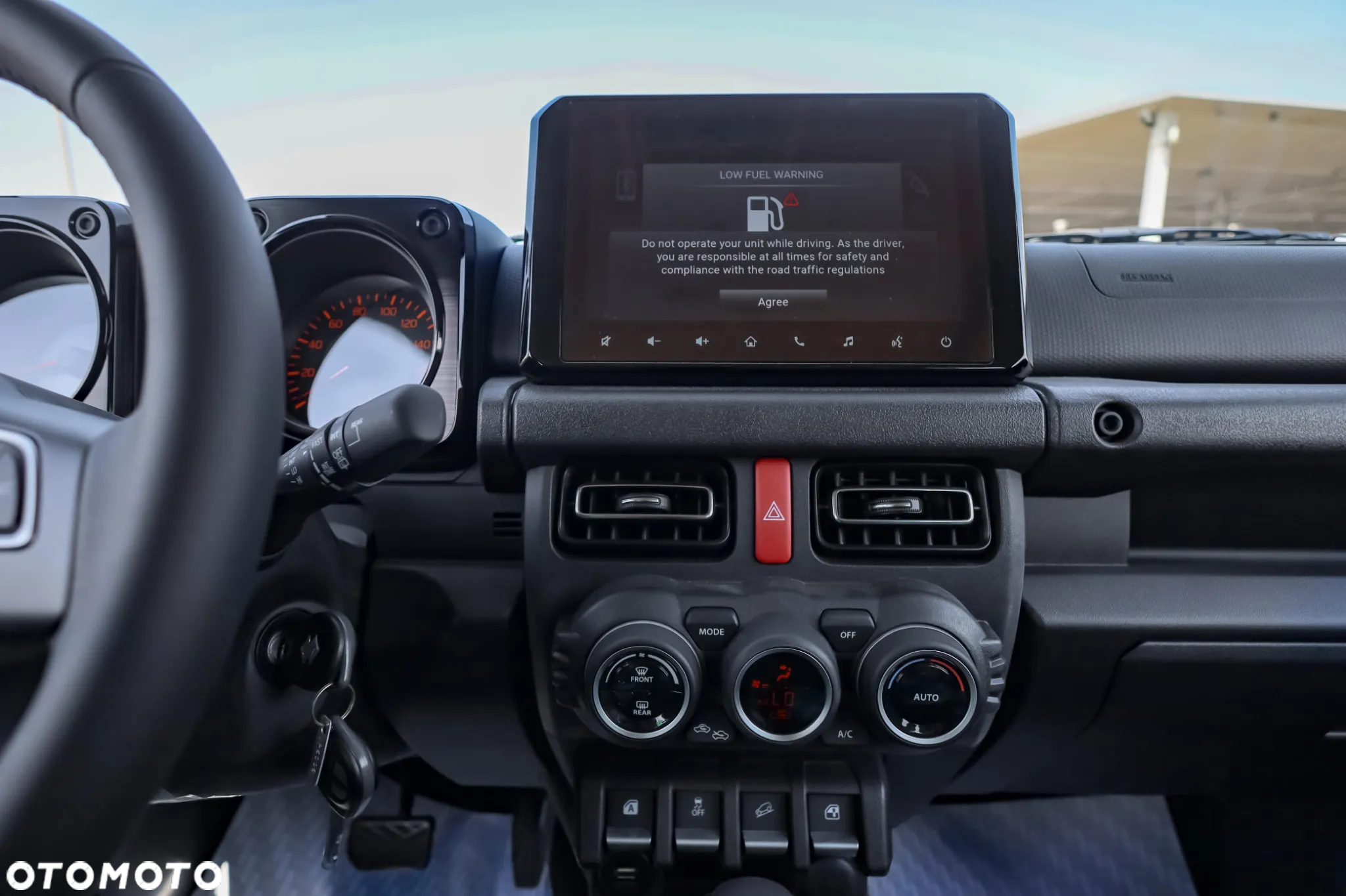 Suzuki Jimny 1.5 Elegance - 28