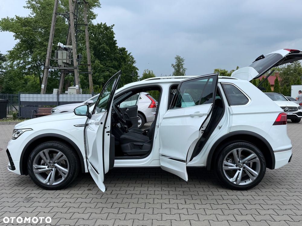 Volkswagen Tiguan 2.0 TDI SCR 4MotION DSG R-Line - 16