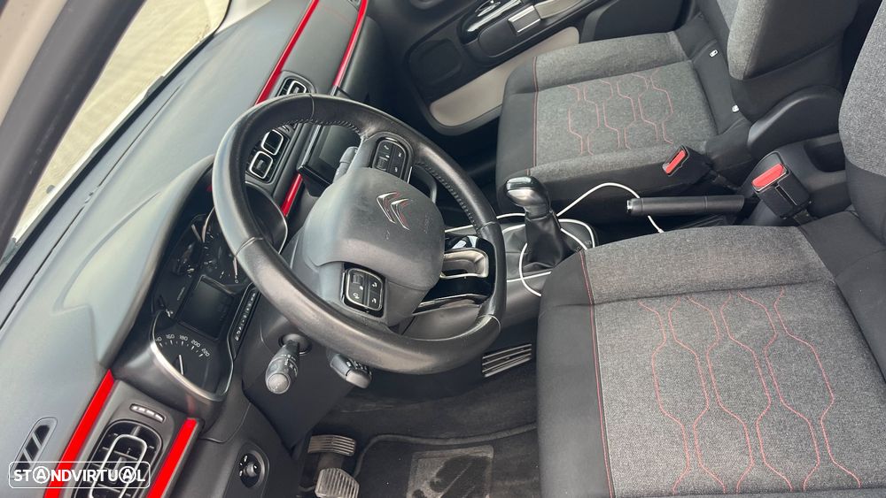 Citroën C3 1.2 PureTech Shine - 10