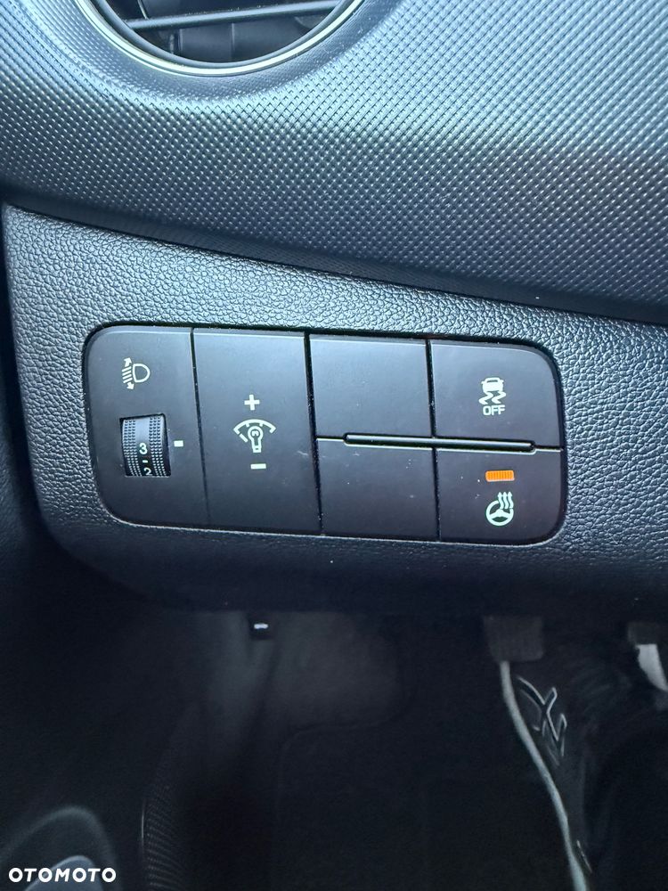 Hyundai i10 - 16