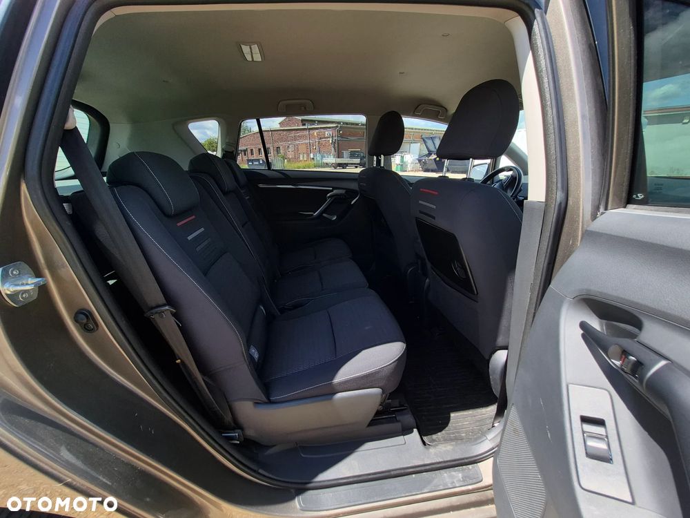 Toyota Verso 1.8 Prestige EU5 MS - 22