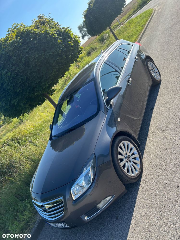 Opel Insignia - 1