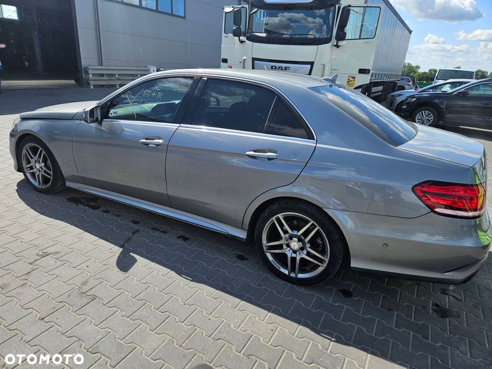 zderzak tyl mercedes w212 amg line sedan kompletny pdc kolor 792 - 1