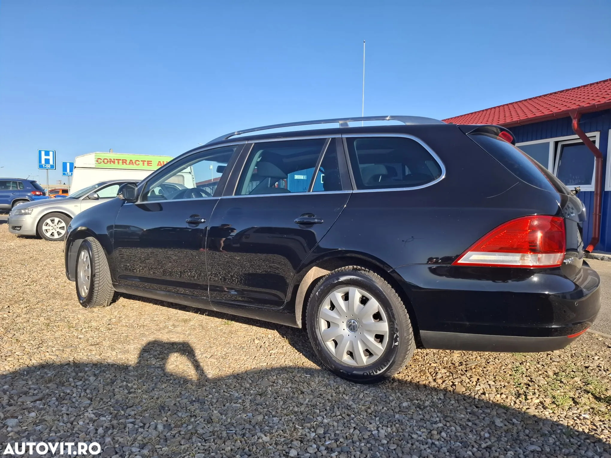 Volkswagen Golf Variant 1.9 TDI DPF Sportline BlueMotion - 3