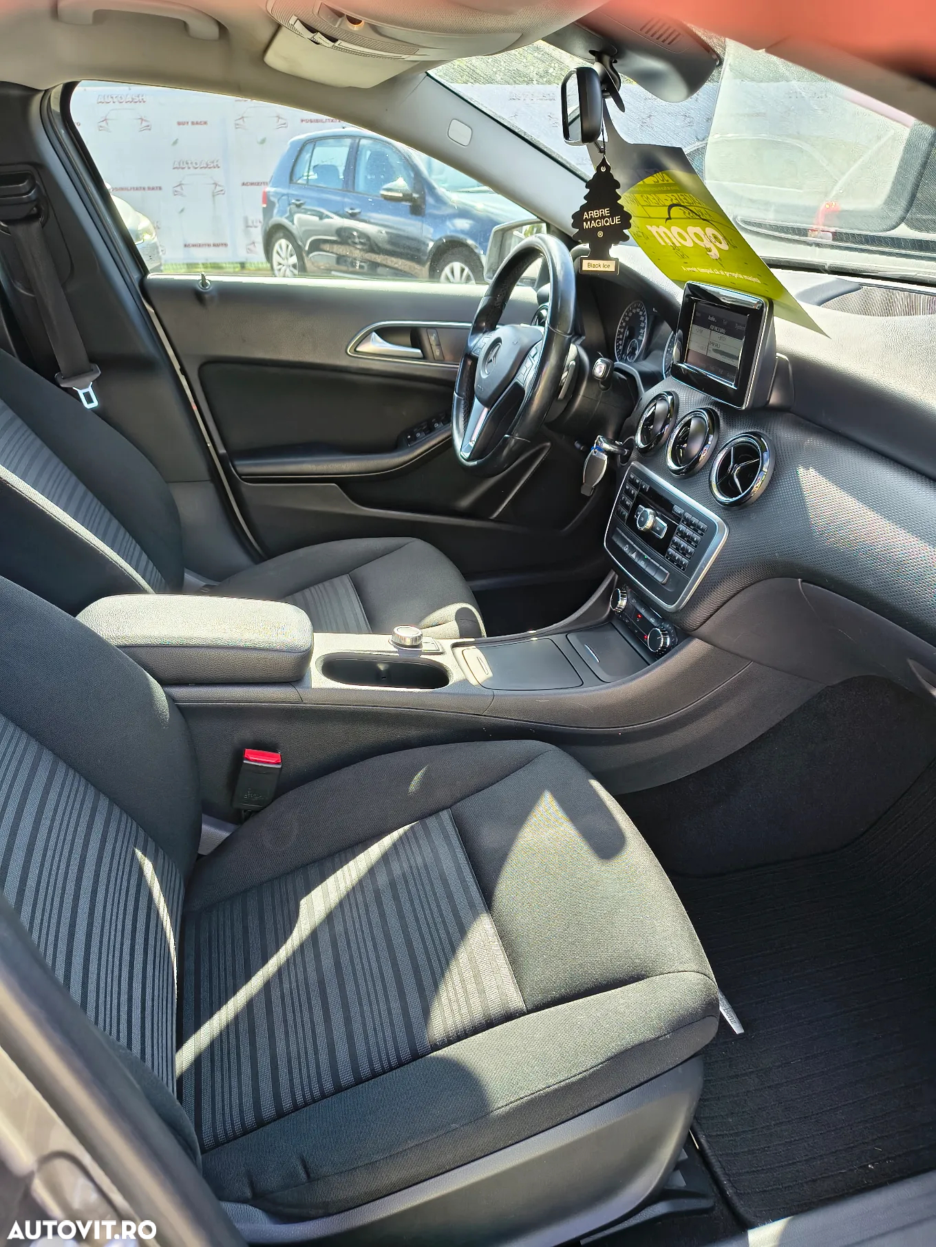 Mercedes-Benz A - 5